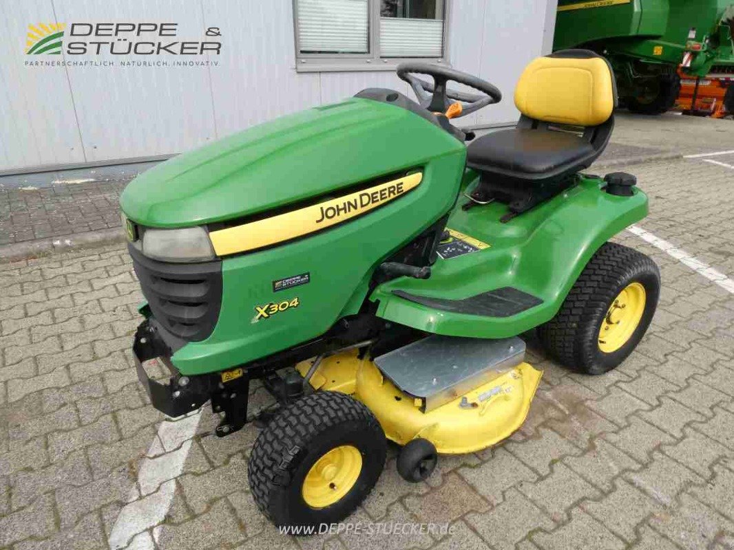 Aufsitzmäher typu John Deere X304, Gebrauchtmaschine v Rietberg (Obrázek 1)