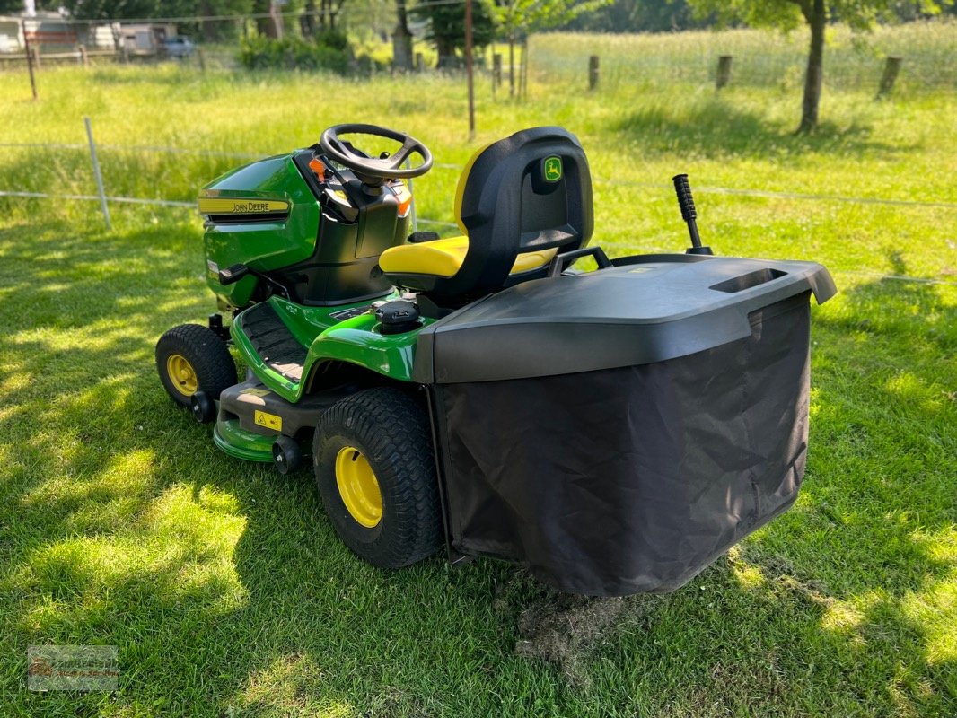 Aufsitzmäher des Typs John Deere X350R, Neumaschine in Marl (Bild 3)