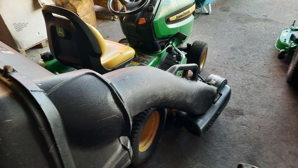 Aufsitzmäher of the type John Deere X540, Gebrauchtmaschine in CHEMAUDIN ET VAUX (Picture 3)