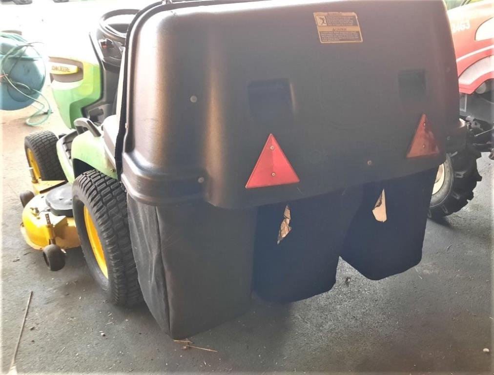 Aufsitzmäher of the type John Deere X540, Gebrauchtmaschine in CHEMAUDIN ET VAUX (Picture 4)