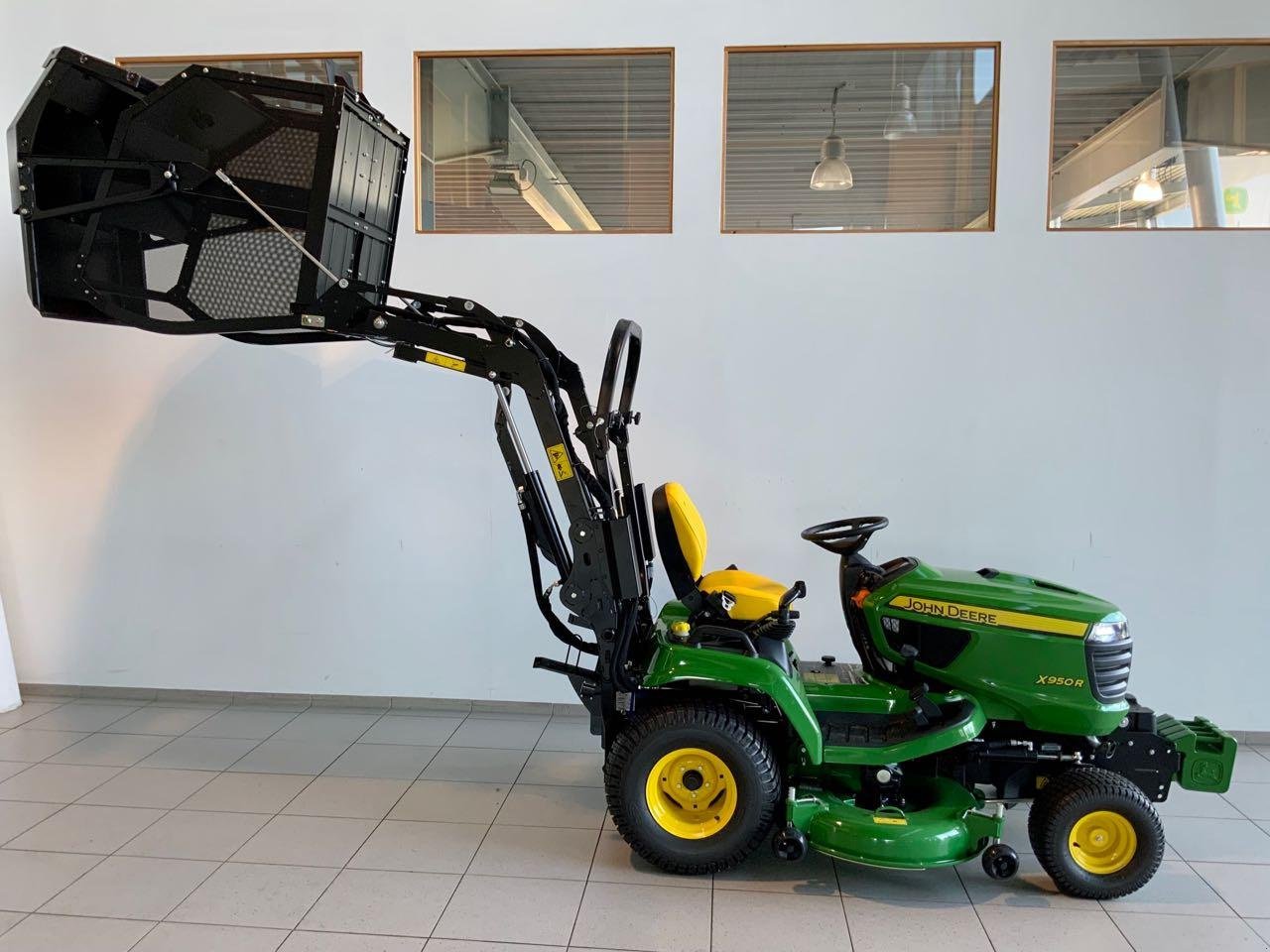 Aufsitzmäher a típus John Deere X950R - Hochentleerung, Neumaschine ekkor: Beckum (Kép 3)