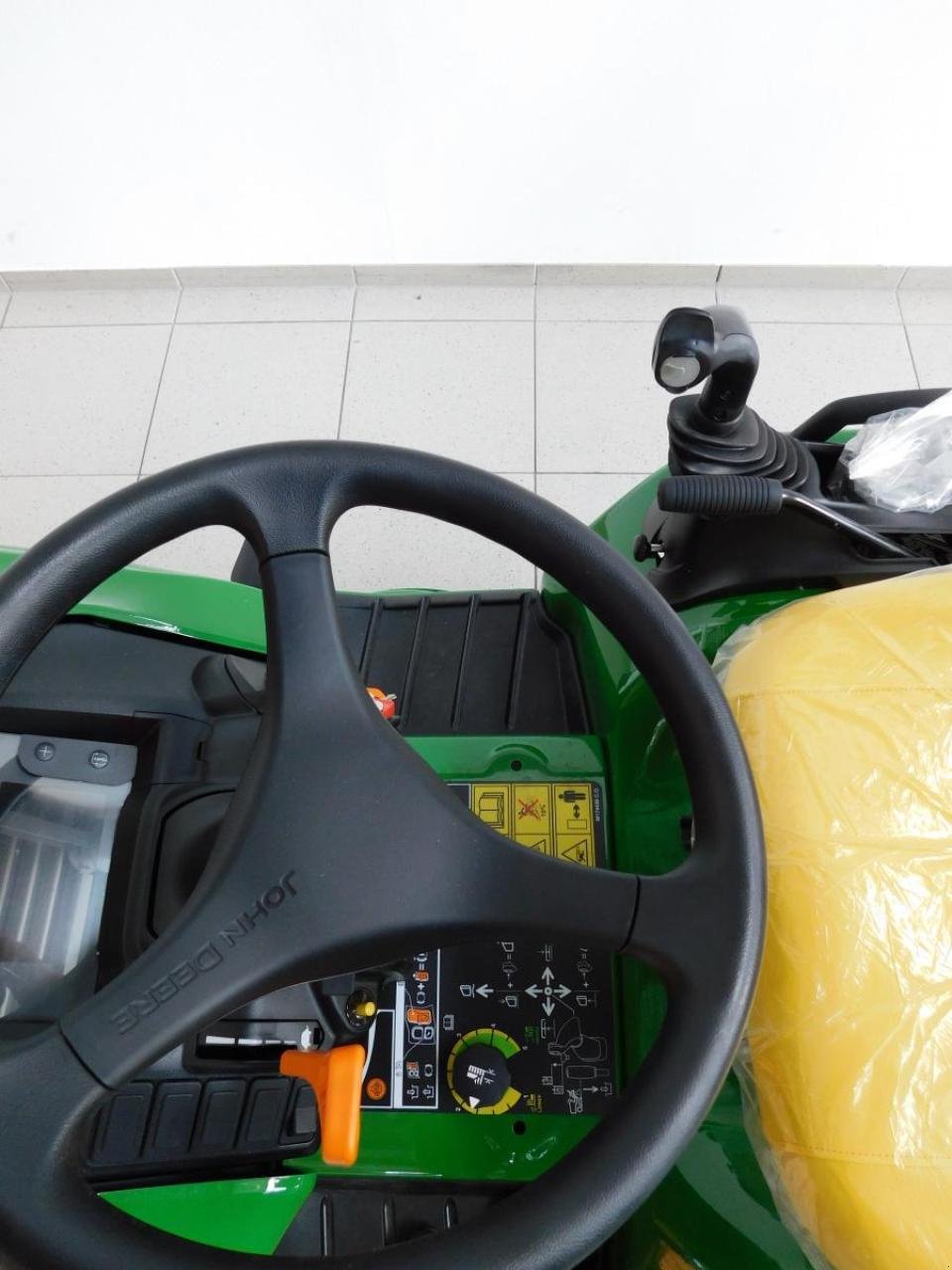 Aufsitzmäher typu John Deere X950R - Hochentleerung, Neumaschine v Beckum (Obrázek 4)