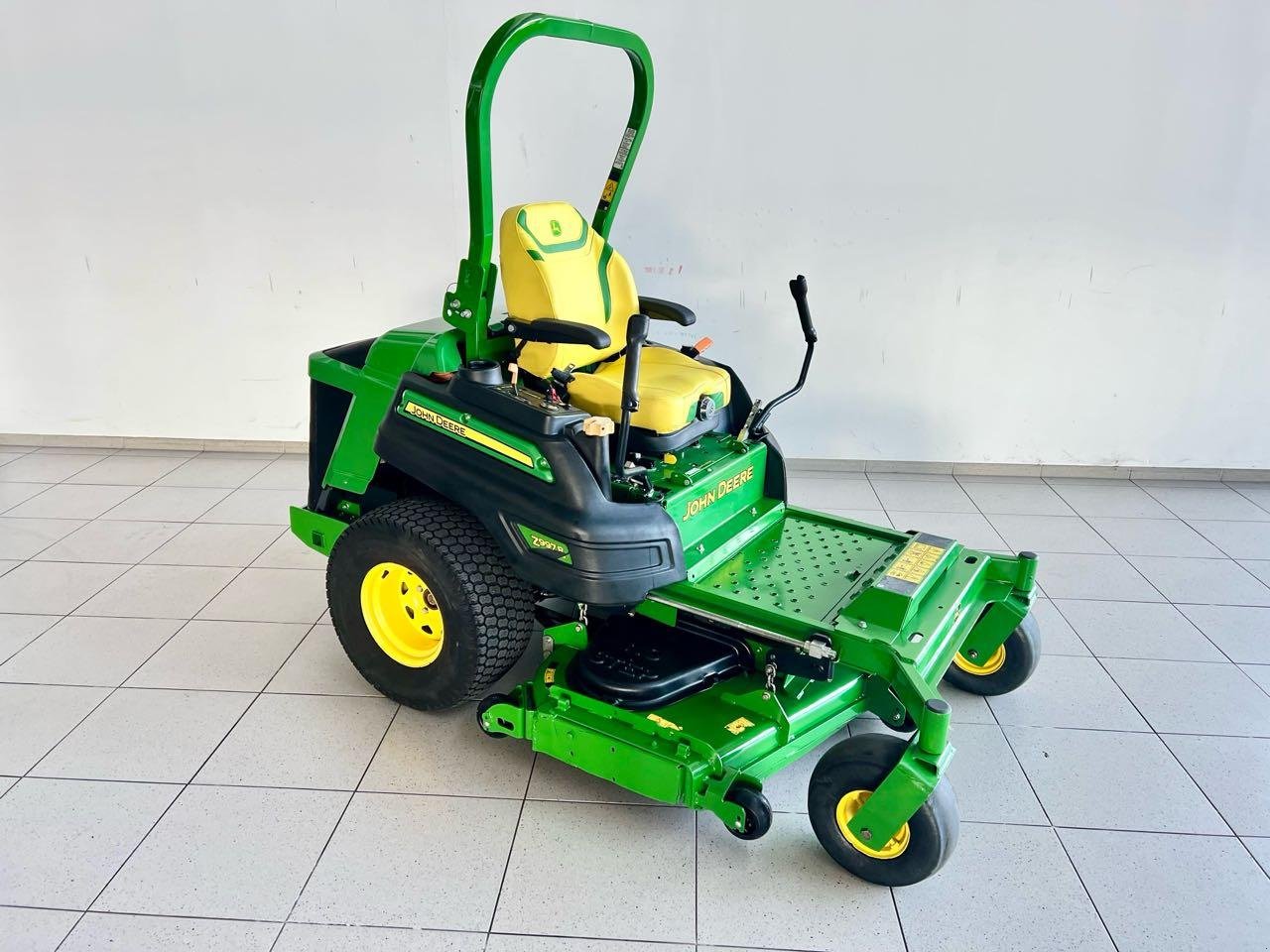 Aufsitzmäher des Typs John Deere Z997R, Gebrauchtmaschine in Beckum (Bild 3)