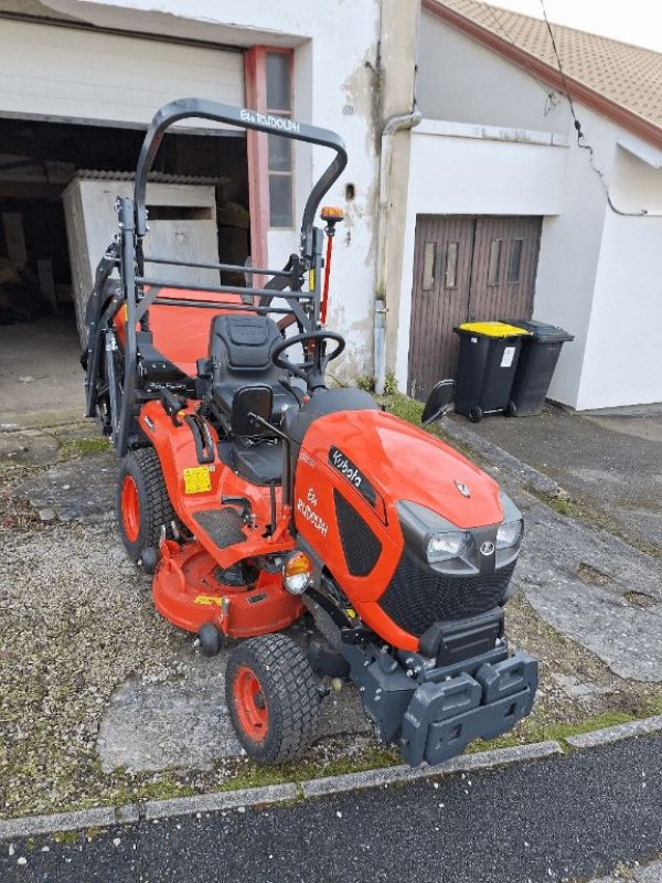 Aufsitzmäher des Typs Kubota G 231 HD, Gebrauchtmaschine in azerailles (Bild 2)