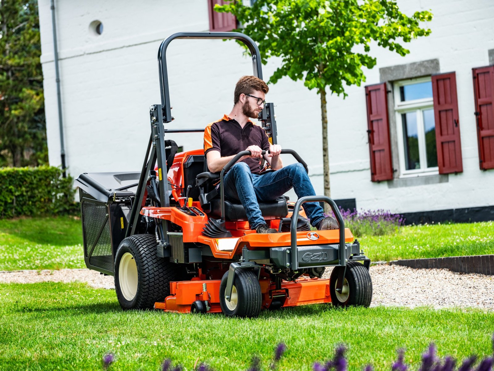 Aufsitzmäher des Typs Kubota GZD21-HD, Neumaschine in Olpe (Bild 10)