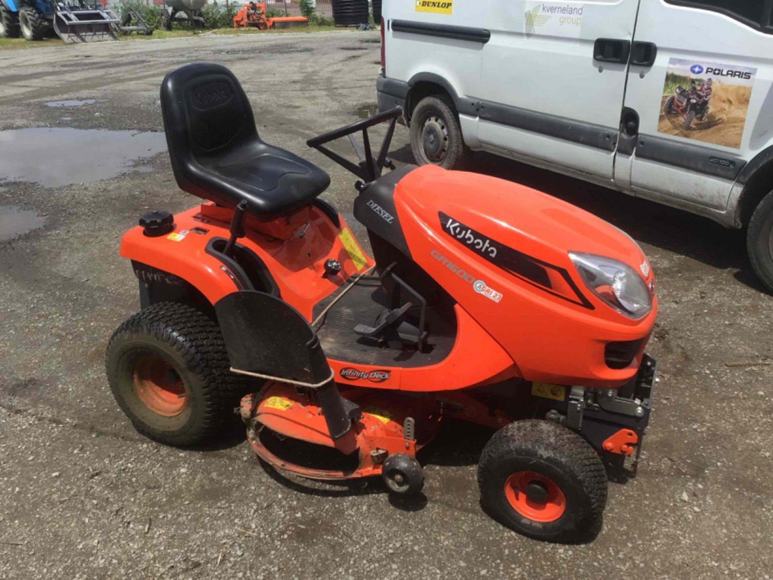 Aufsitzmäher typu Kubota Tondeuse autoportée GR1600-ID Kubota, Gebrauchtmaschine v LA SOUTERRAINE (Obrázek 1)