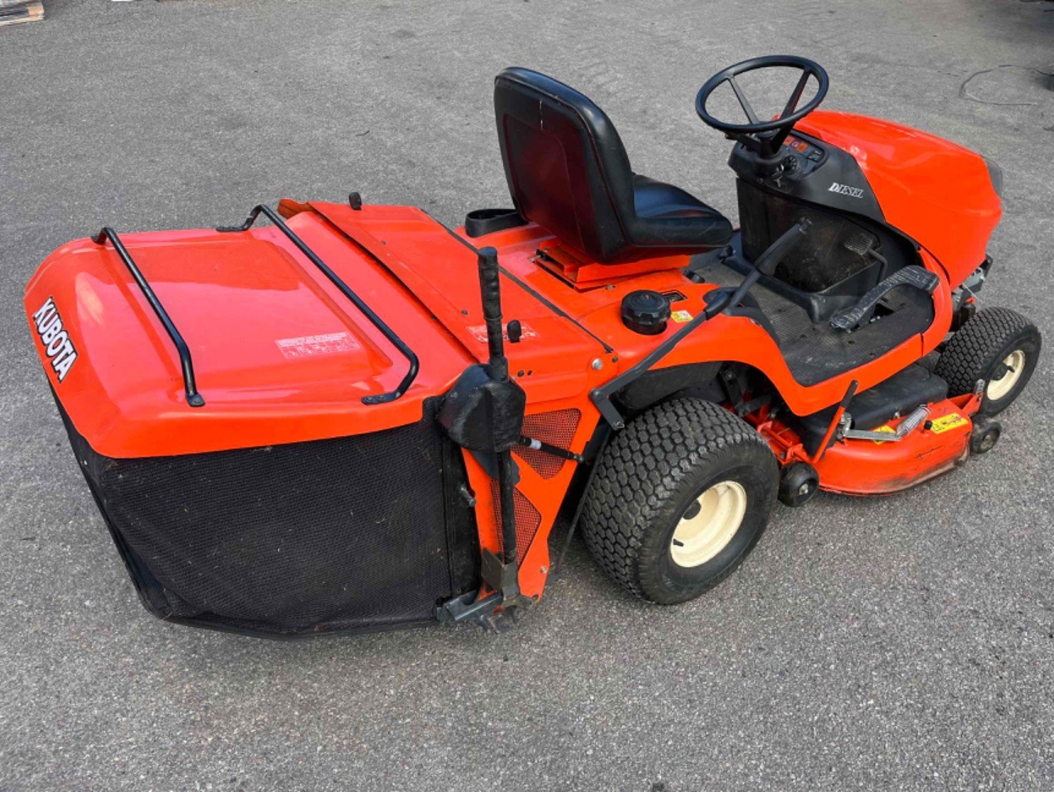 Aufsitzmäher des Typs Kubota Tondeuse autoportée GR1600-II Kubota, Gebrauchtmaschine in LA SOUTERRAINE (Bild 8)