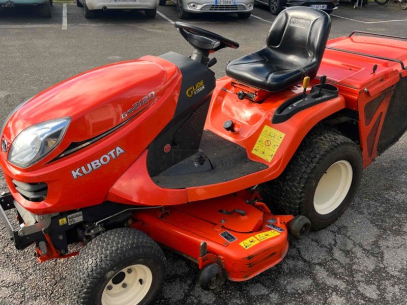 Aufsitzmäher a típus Kubota Tondeuse autoportée GR2100II Kubota, Gebrauchtmaschine ekkor: LA SOUTERRAINE (Kép 1)