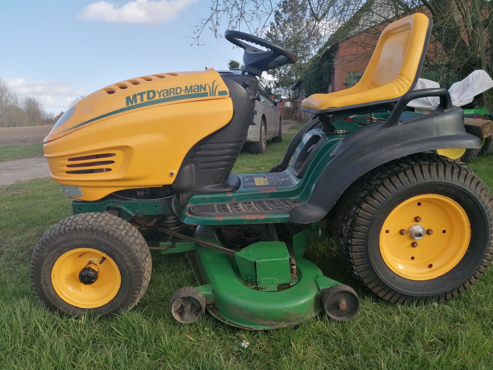 Aufsitzmäher des Typs MTD-Motorgeräte AH8200, Gebrauchtmaschine in Lübeck (Bild 3)