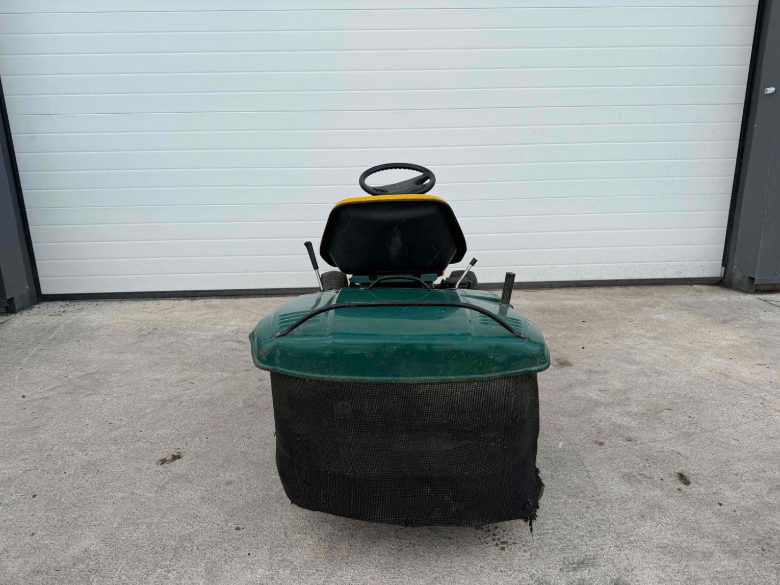 Aufsitzmäher Türe ait MTD-Motorgeräte Tondeuse autoportée HE 4160 MTD, Gebrauchtmaschine içinde LA SOUTERRAINE (resim 4)