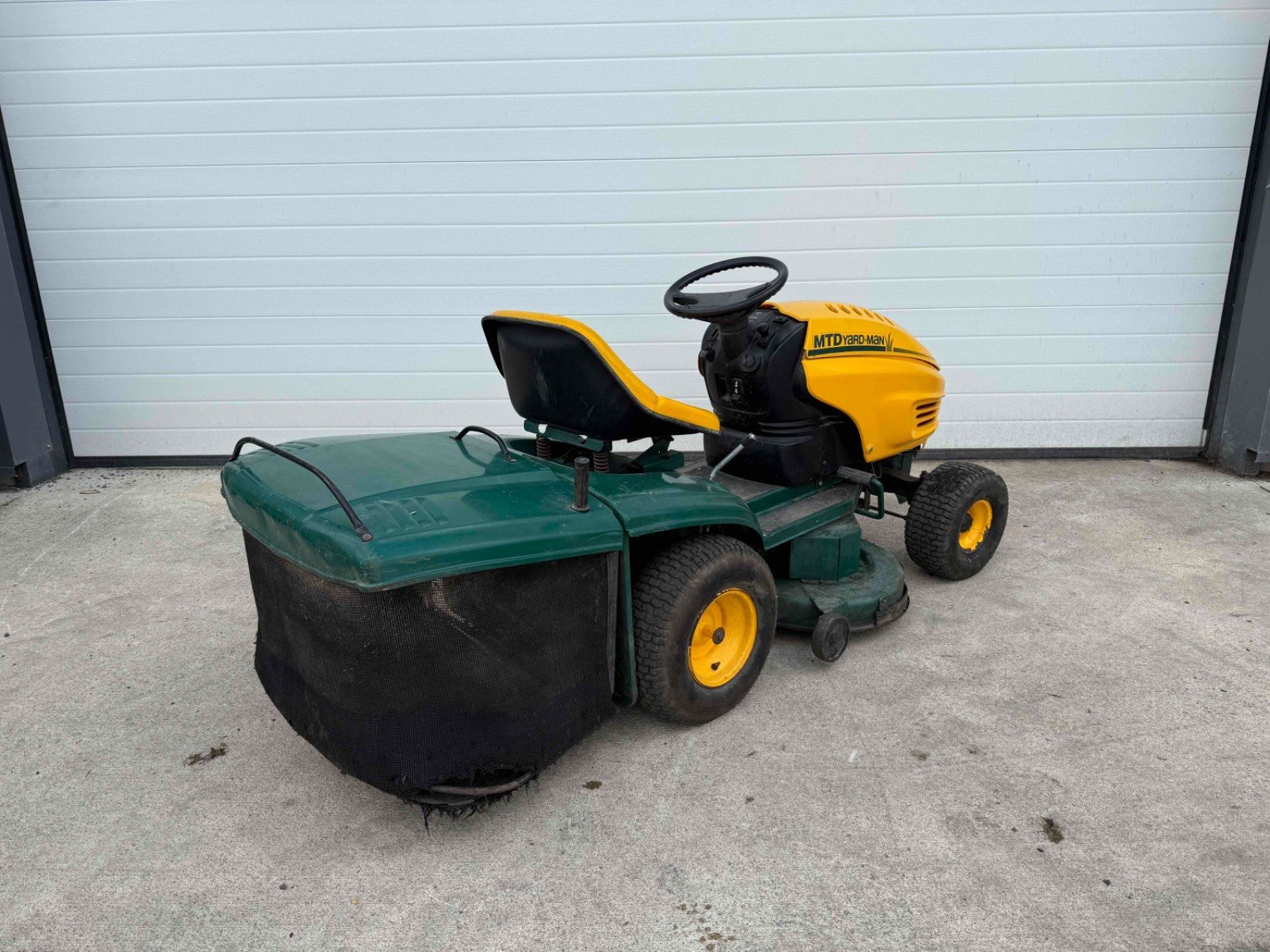 Aufsitzmäher of the type MTD-Motorgeräte Tondeuse autoportée HE 4160 MTD, Gebrauchtmaschine in LA SOUTERRAINE (Picture 2)