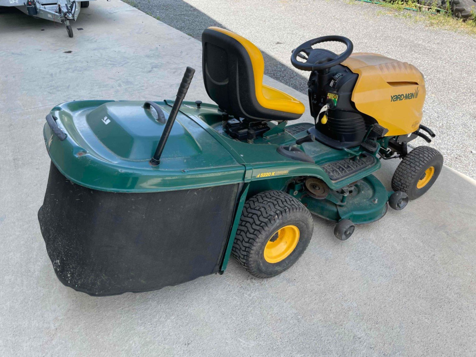 Aufsitzmäher van het type Sonstige Tondeuse autoportée HN5220K Yard Man, Gebrauchtmaschine in LA SOUTERRAINE (Foto 3)