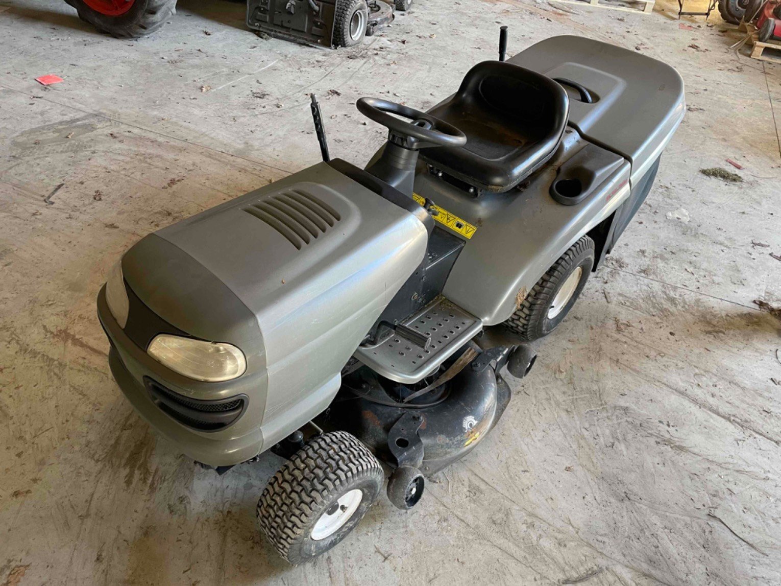 Aufsitzmäher Türe ait Sonstige Tondeuse autoportée MOP RB11592RB Divers, Gebrauchtmaschine içinde LA SOUTERRAINE (resim 1)