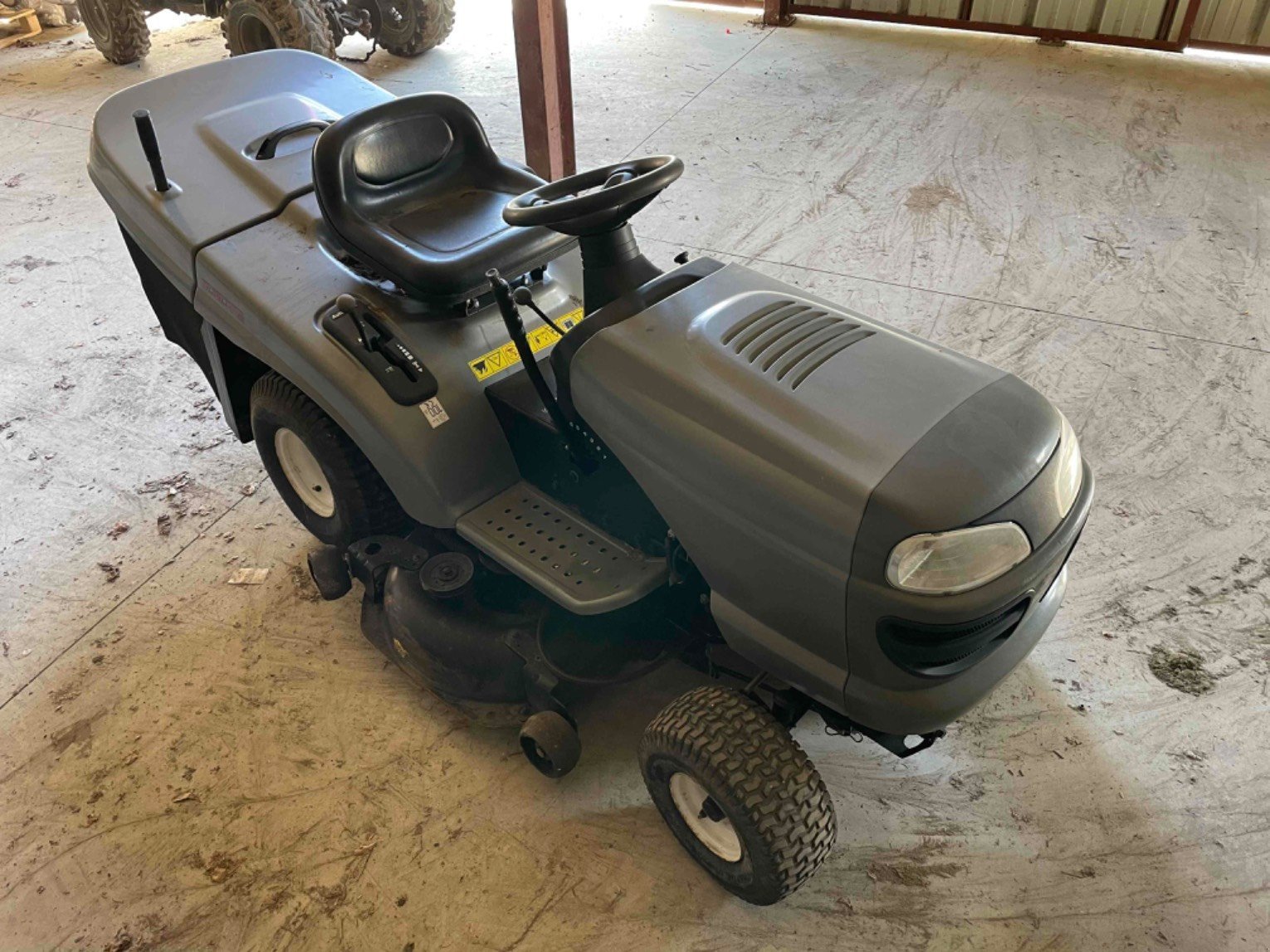 Aufsitzmäher tip Sonstige Tondeuse autoportée MOP RB11592RB Divers, Gebrauchtmaschine in LA SOUTERRAINE (Poză 3)