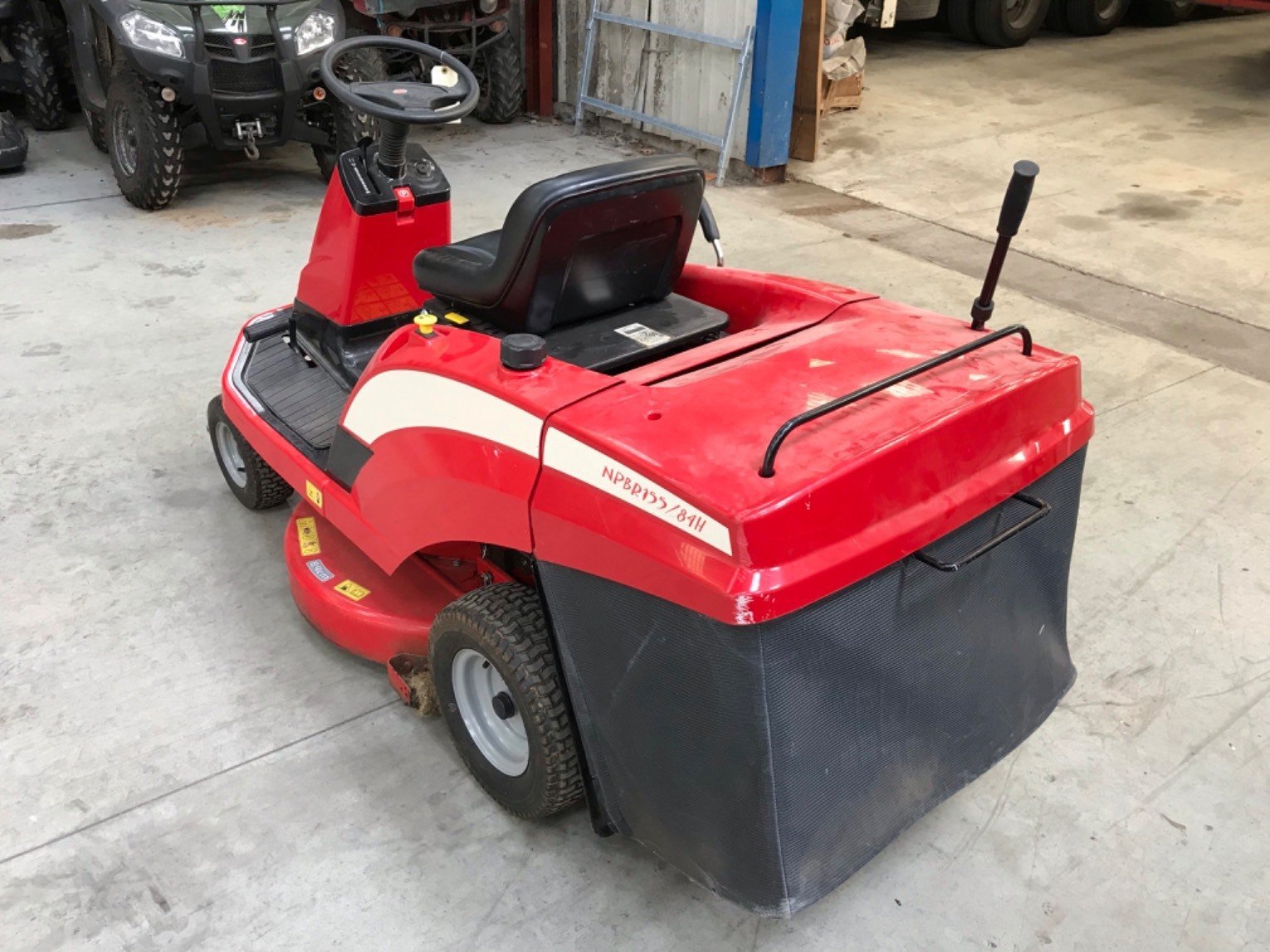 Aufsitzmäher typu Sonstige Tondeuse autoportée NPBR 155/84H Beal, Gebrauchtmaschine v LA SOUTERRAINE (Obrázek 3)