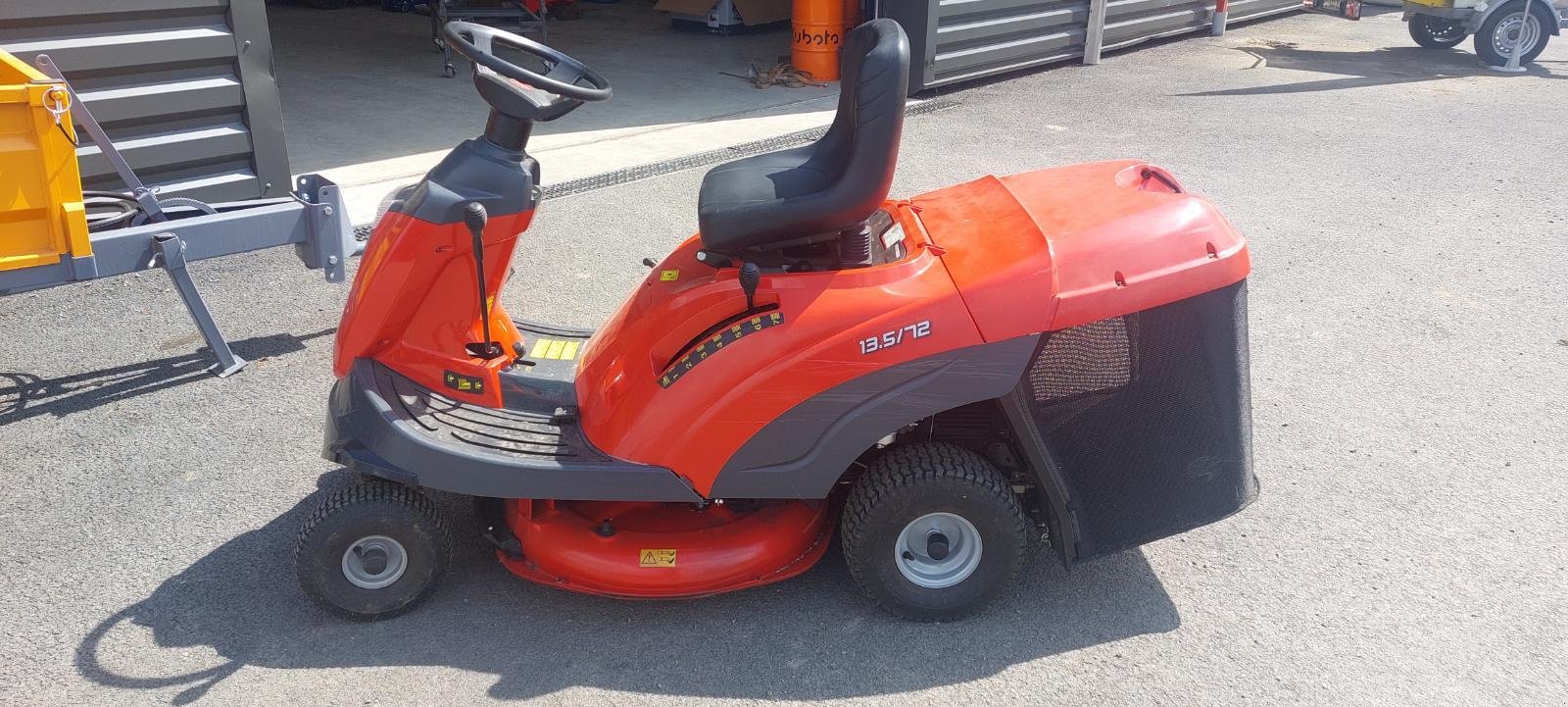 Aufsitzmäher типа Sonstige Tondeuse autoportée PA135C72 Colombia, Gebrauchtmaschine в LA SOUTERRAINE (Фотография 3)