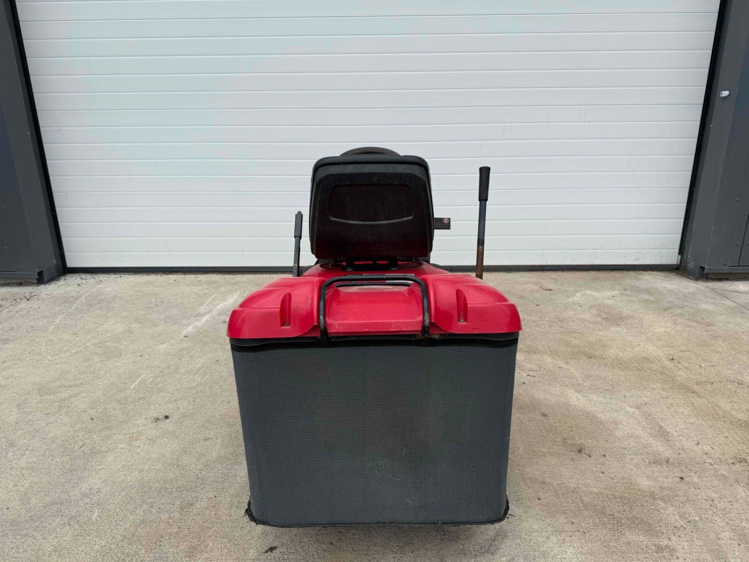 Aufsitzmäher du type Sonstige Tondeuse autoportée PA220BT122H Colombia, Gebrauchtmaschine en LA SOUTERRAINE (Photo 7)