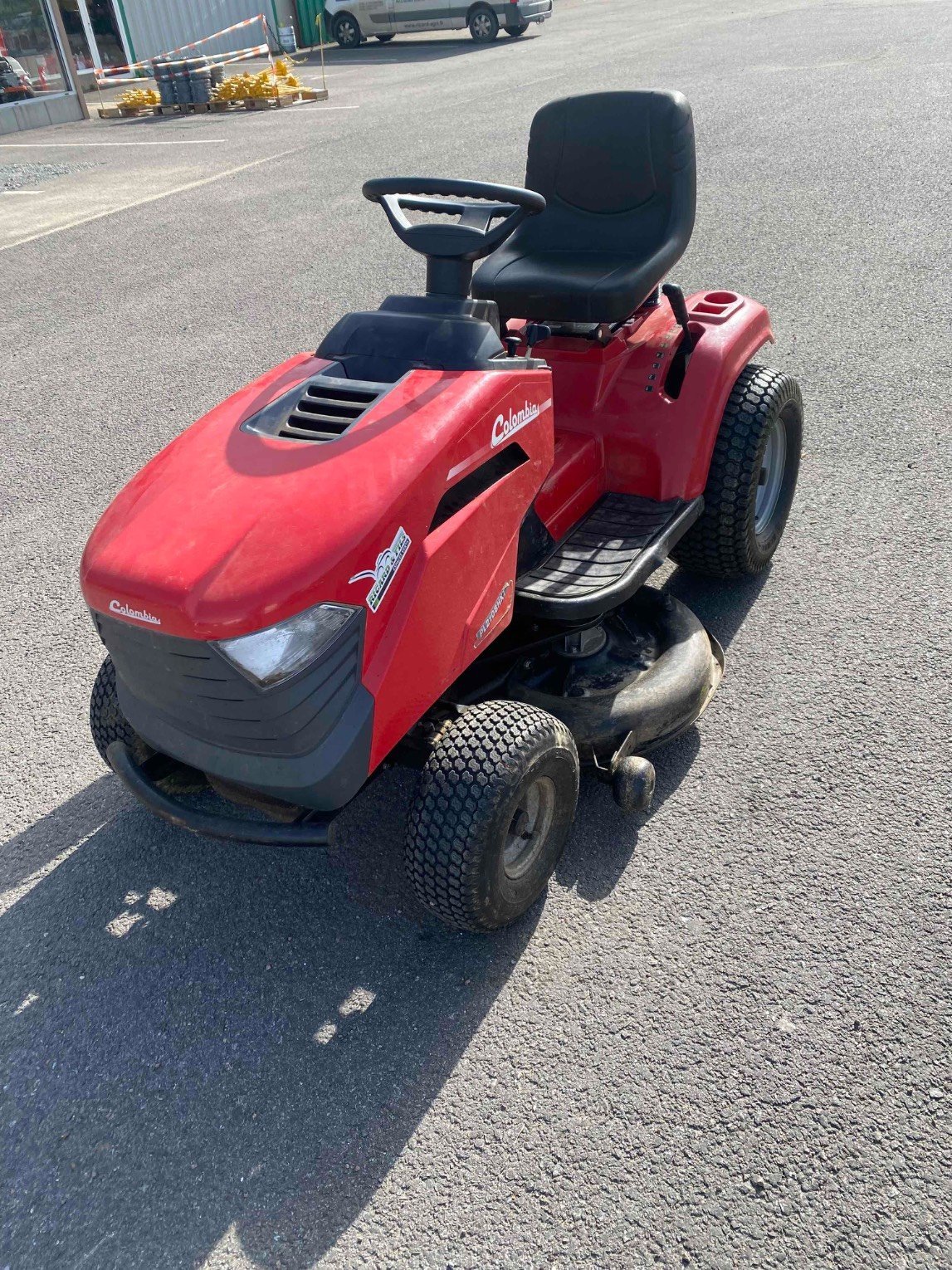 Aufsitzmäher typu Sonstige Tondeuse autoportée PL2108HKT Colombia, Gebrauchtmaschine v LA SOUTERRAINE (Obrázek 1)