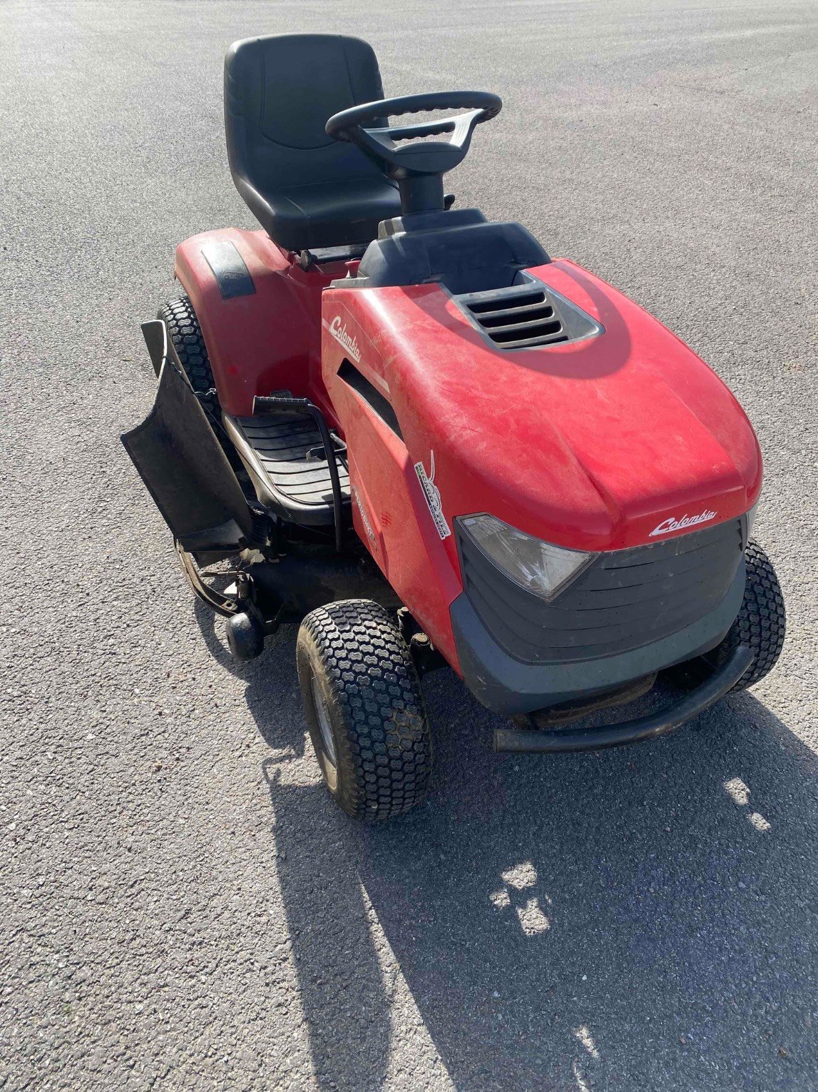 Aufsitzmäher typu Sonstige Tondeuse autoportée PL2108HKT Colombia, Gebrauchtmaschine v LA SOUTERRAINE (Obrázek 2)