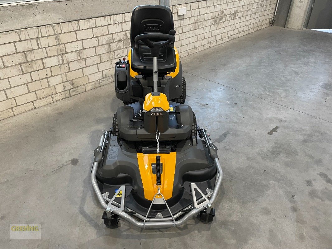Aufsitzmäher a típus Stiga Park 700W + Combi Pro 110 Q Plus, Neumaschine ekkor: Ahaus (Kép 2)