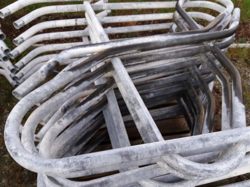 Aufstallung vrste GEA Farm Technologies Liegeboxenabtrennung, Gebrauchtmaschine v Hohenfels (Slika 2)