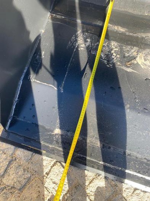 Bagger des Typs Big Dutchman Schwergutschaufel 220 cm mit JCB Q fit Aufnahme, Neumaschine in Göpfritz an der Wild (Bild 4)