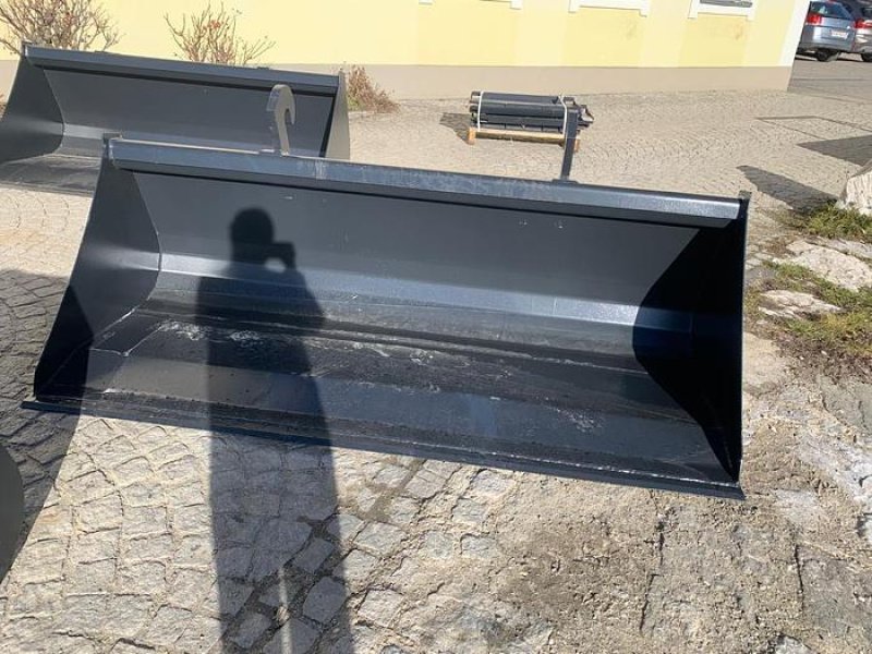 Bagger des Typs Big Dutchman Schwergutschaufel 220 cm mit JCB Q fit Aufnahme, Neumaschine in Göpfritz an der Wild (Bild 1)