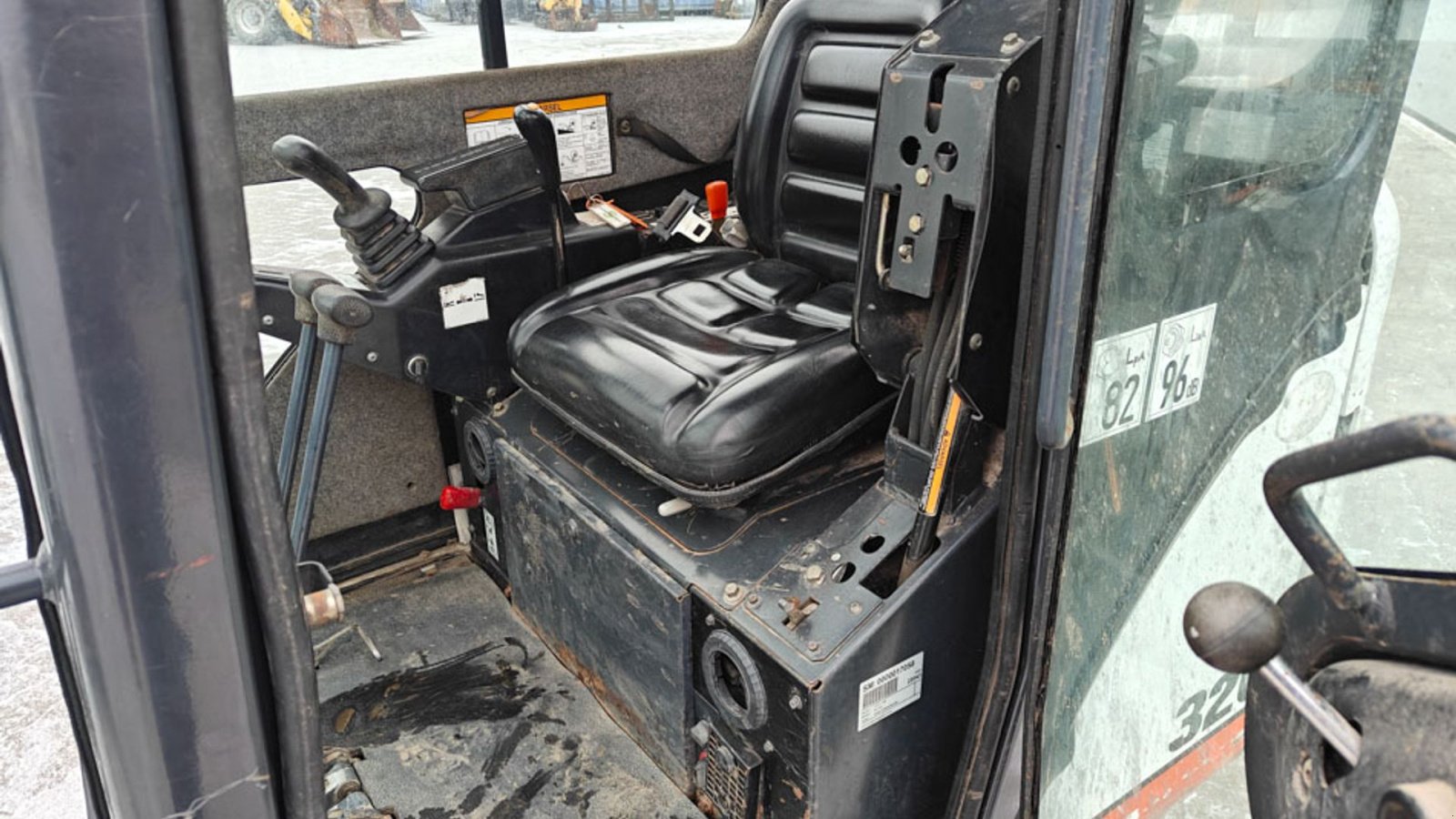 Bagger del tipo Bobcat 320, Gebrauchtmaschine In Vrå (Immagine 14)