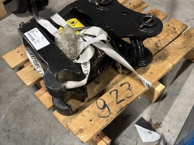 Bagger del tipo Bobcat BOBCAT SCHNELLWECHSELER MS03, Neumaschine In Walsrode (Immagine 1)