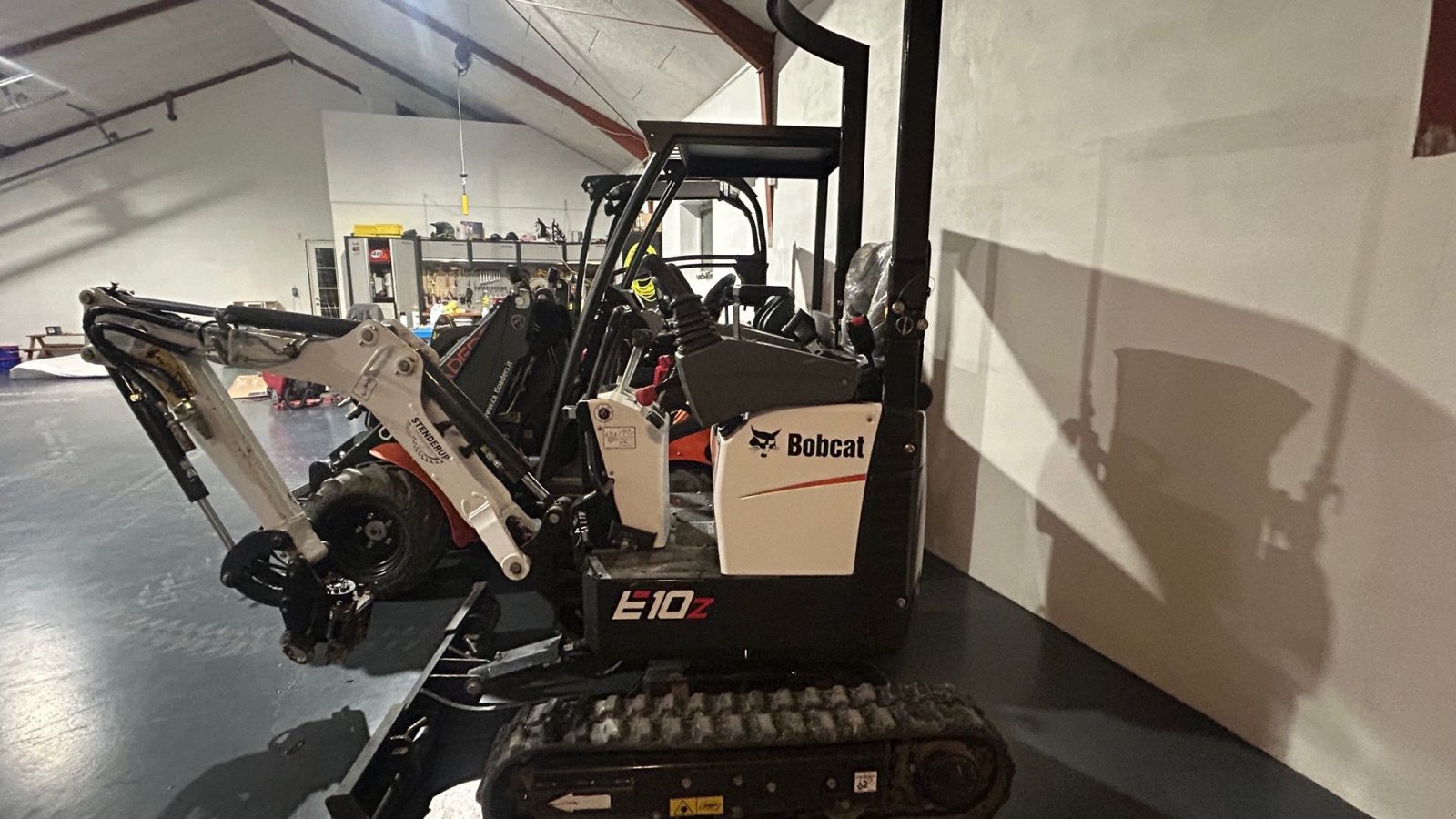 Bagger typu Bobcat E 10 E 10, Gebrauchtmaschine w Arden (Zdjęcie 2)