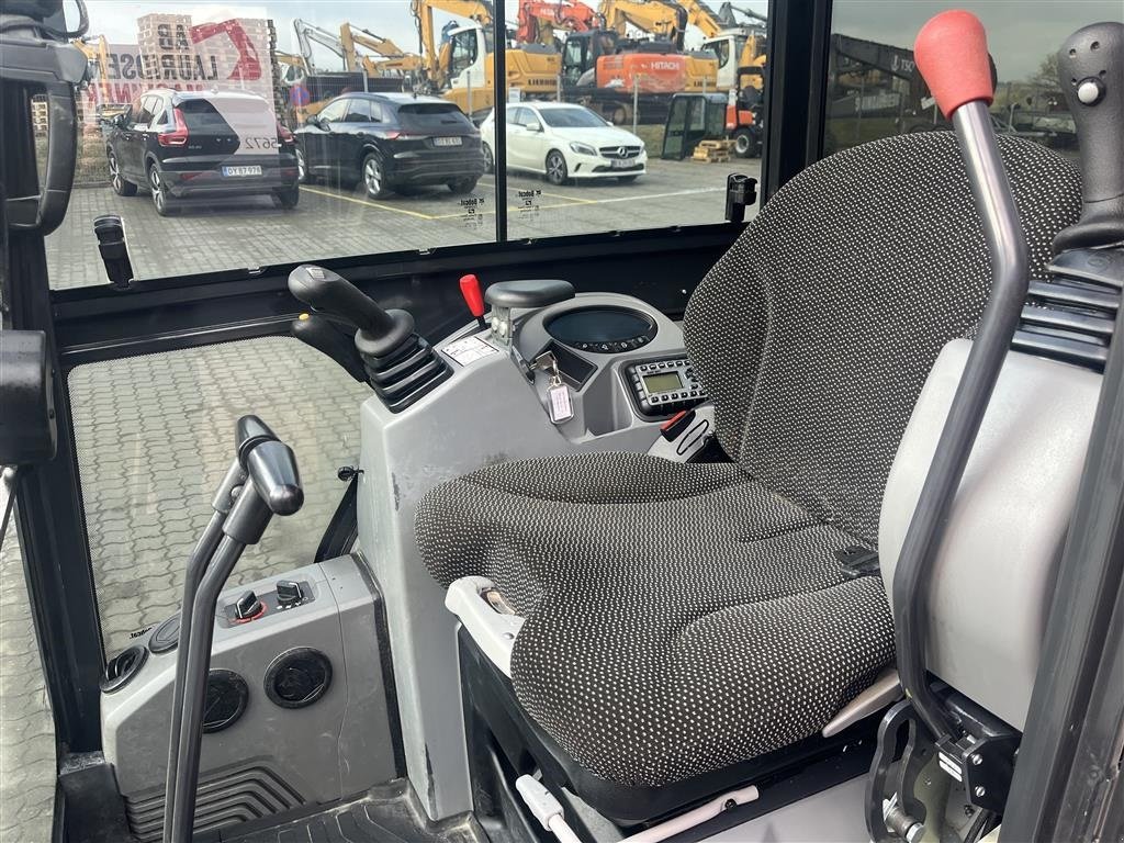 Bagger of the type Bobcat E19 Ctr2 Rotor tilt kun kørt 418timer, Gebrauchtmaschine in Rønnede (Picture 13)