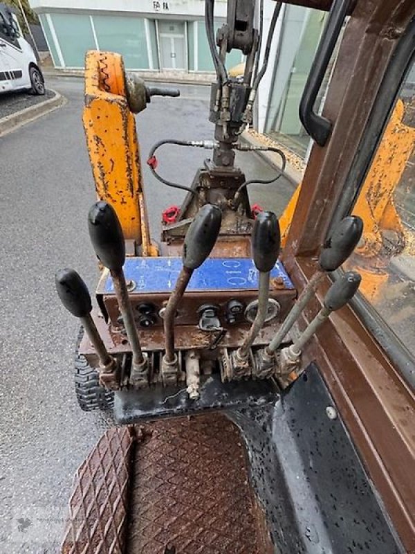 Bagger типа Boki 2550 Kompaktbagger Friedhofsbagger Minibagger, Gebrauchtmaschine в Gevelsberg (Фотография 7)