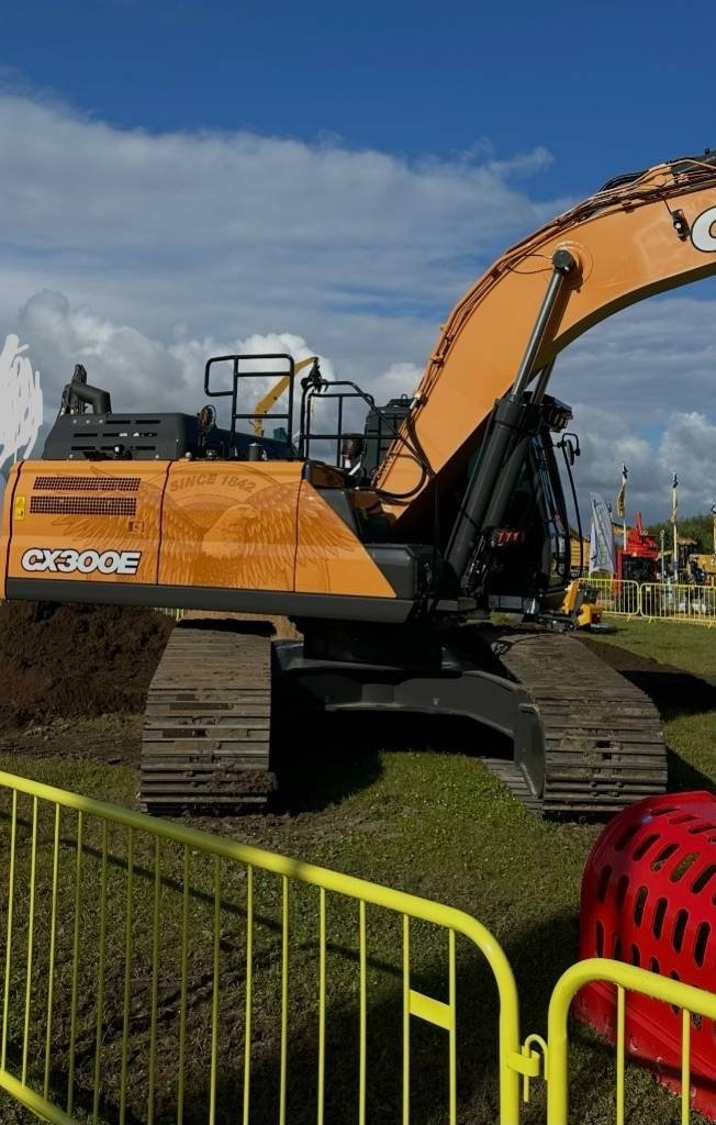 Bagger типа Case IH CX 300 E, Gebrauchtmaschine в Vrå, Frejlev, Hornslet & Ringsted (Фотография 4)