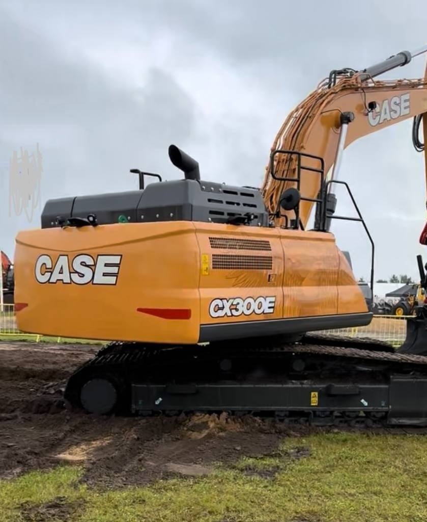 Bagger типа Case IH CX 300 E, Gebrauchtmaschine в Vrå, Frejlev, Hornslet & Ringsted (Фотография 3)