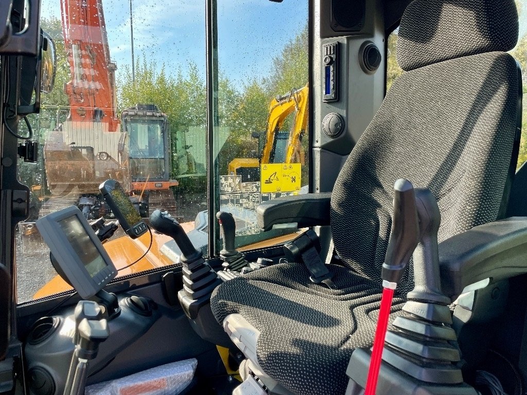 Bagger tipa Case IH CX 75 E 2PB, Gebrauchtmaschine u Vrå, Frejlev, Hornslet & Ringsted (Slika 3)