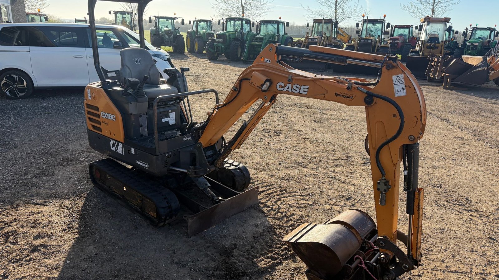 Bagger от тип Case IH CX18C KUN KØRT 808 timer, Gebrauchtmaschine в Dronninglund (Снимка 2)