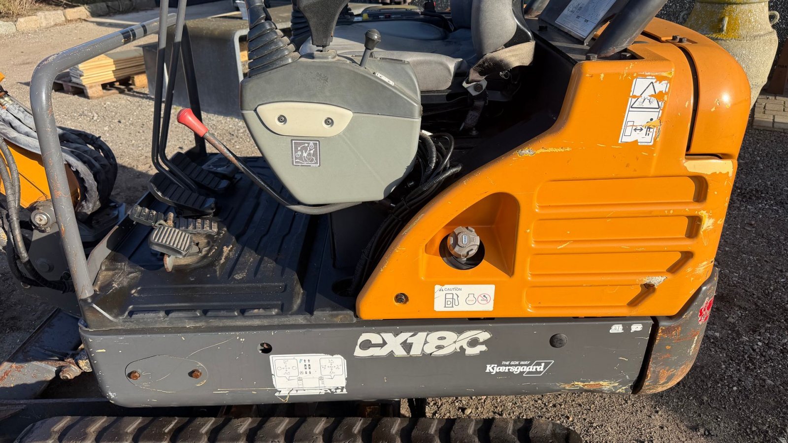 Bagger от тип Case IH CX18C KUN KØRT 808 timer, Gebrauchtmaschine в Dronninglund (Снимка 5)