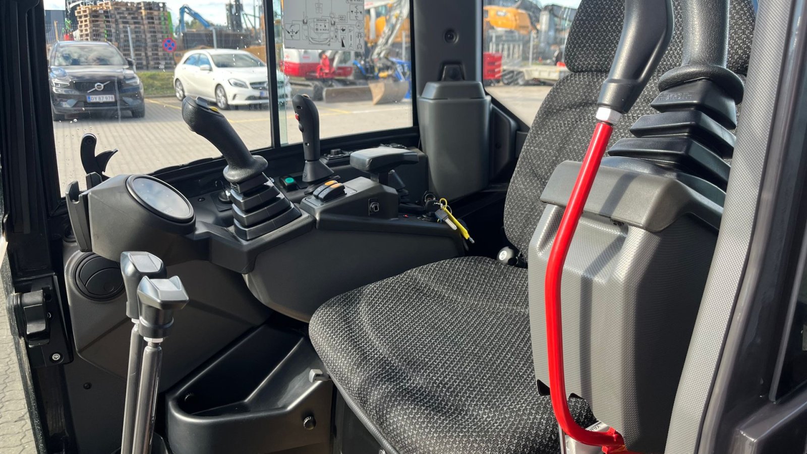 Bagger a típus Case IH CX19D Fabriksny! monteret med tiltman med hydraulisk s30 og JST skovle., Gebrauchtmaschine ekkor: Rønnede (Kép 12)