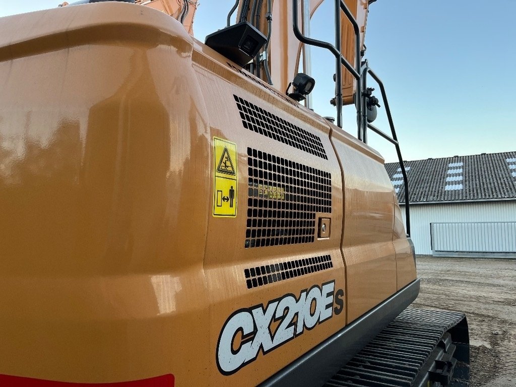 Bagger of the type Case IH CX210 E, Gebrauchtmaschine in Vrå, Frejlev, Hornslet & Ringsted (Picture 2)