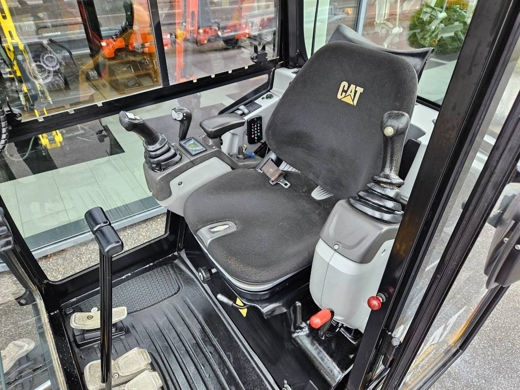 Bagger tipa CAT 301.7 D, Gebrauchtmaschine u Fårevejle (Slika 7)