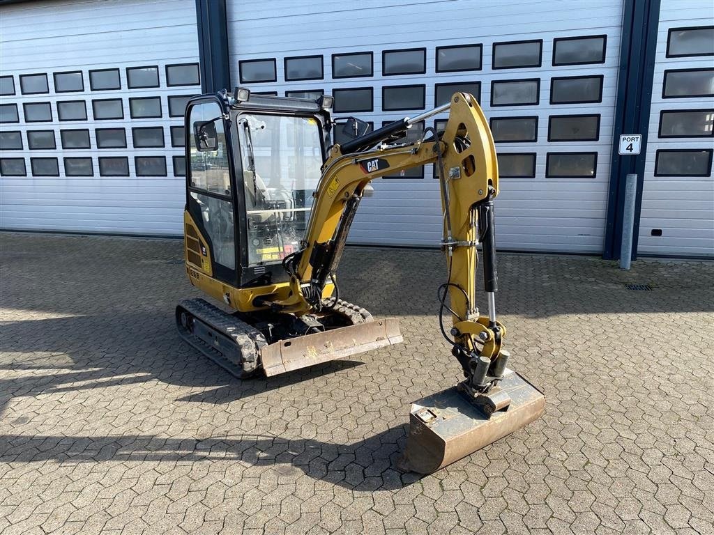 Bagger tip CAT 301.7D, Gebrauchtmaschine in Ribe (Poză 2)