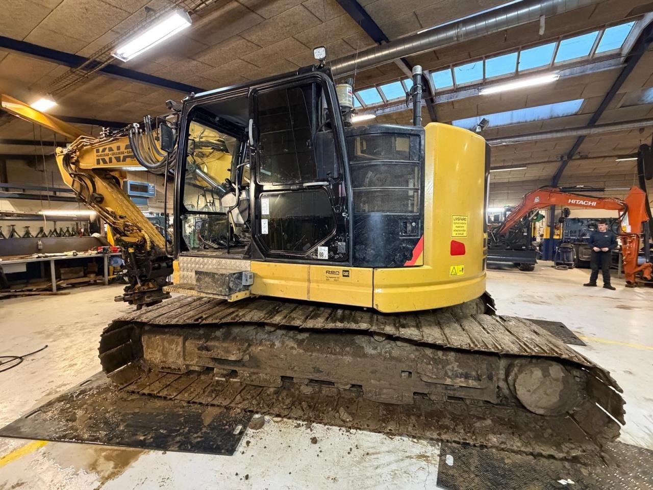 Bagger Türe ait CAT 325F LCR, Gebrauchtmaschine içinde Middelfart (resim 10)