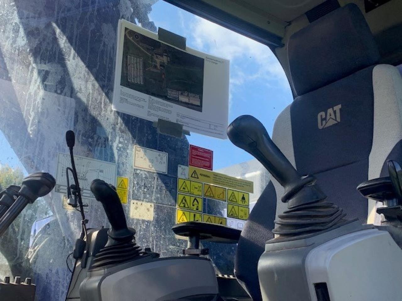 Bagger типа CAT 325F, Gebrauchtmaschine в Jelling (Фотография 11)