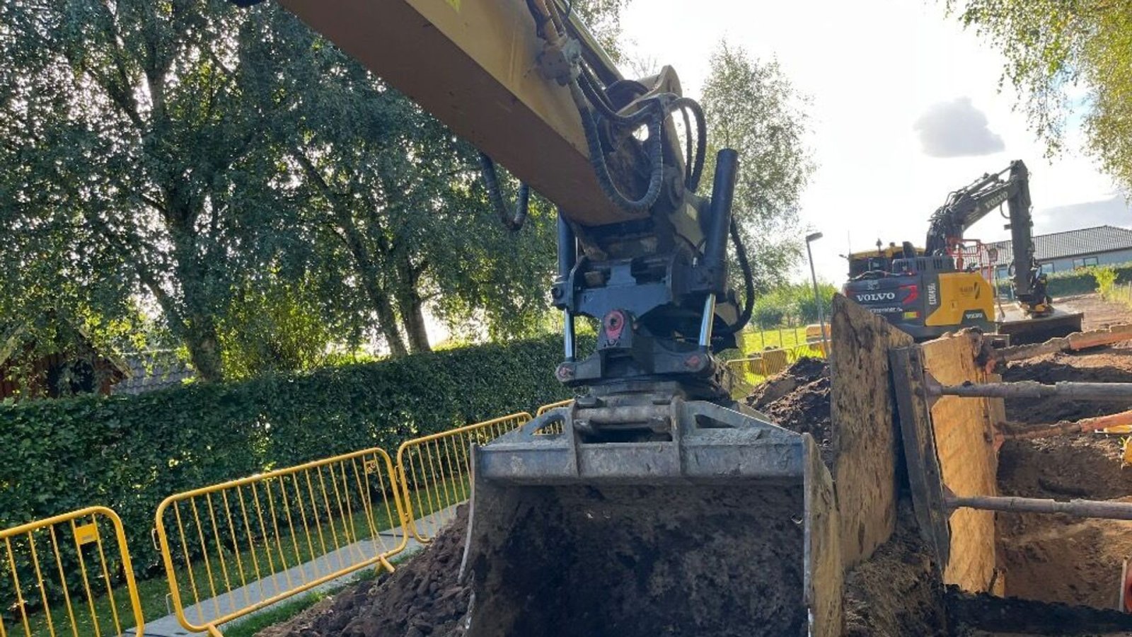 Bagger of the type CAT 330 NG, Gebrauchtmaschine in Rødovre (Picture 3)