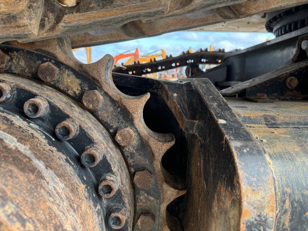 Bagger des Typs CAT 352 FXE, Gebrauchtmaschine in Vojens (Bild 23)