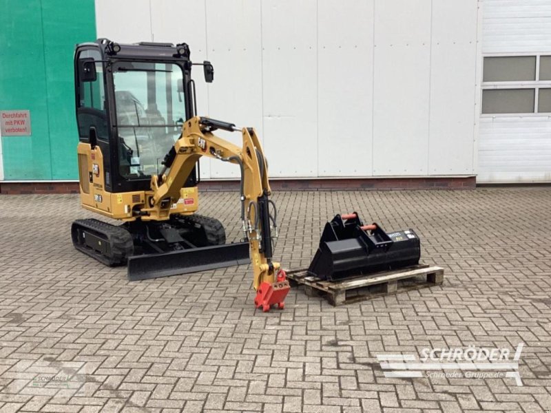 Bagger του τύπου Caterpillar 301.6, Neumaschine σε Friedland