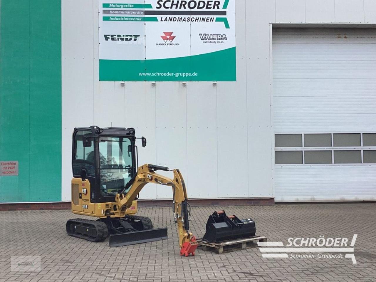 Bagger του τύπου Caterpillar 301.6, Neumaschine σε Friedland (Φωτογραφία 2)