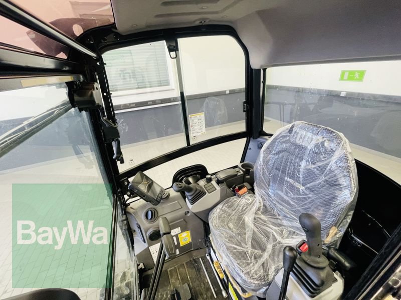 Bagger des Typs Caterpillar 301.8-05A, Gebrauchtmaschine in Manching (Bild 17)