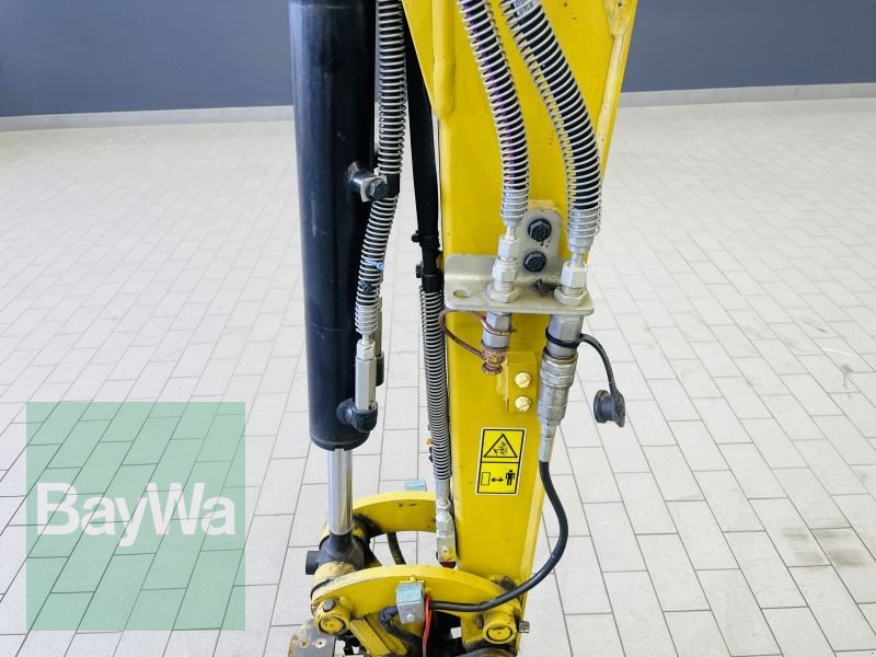 Bagger des Typs Caterpillar 302CR-05A, Gebrauchtmaschine in Manching (Bild 17)