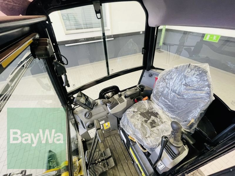 Bagger des Typs Caterpillar 302CR-05A, Gebrauchtmaschine in Manching (Bild 19)